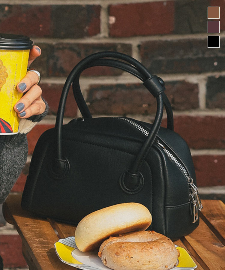 ミニボストン ハンドバッグ [B1631] レディース バッグ カバン 鞄 ボストンバッグ ボストン ミニバッグ ショルダーバッグ 肩掛け 斜めがけ フェイクレザー 合皮 ベルト 高見え マット 20代 30代 40代 秋 冬 上品 大人 レトロ きれいめ ワインレッド ブラウン ブラックのサムネイル