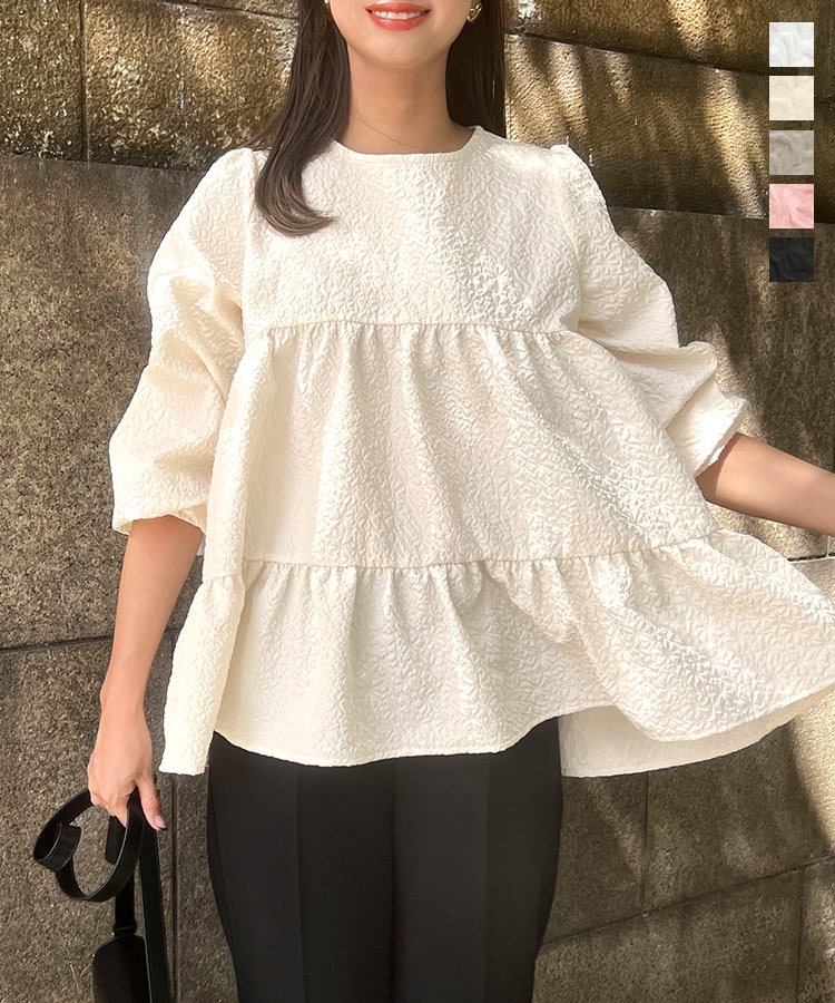 ≪9/24 新発売!!2790円 送料無料≫ バックリボン ティアード トップス レディース ジャガード ぽこぽこ ブラウス ティアードブラウス クルーネック 丸首 チュニック フレア 体型カバー 長袖 ジャガードブラウス 黒 ブラック [C6914] 【送料無料】のサムネイル