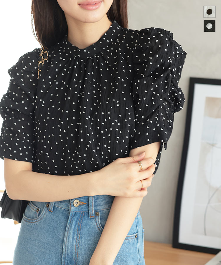 ≪4/12 新発売!!2790円 送料無料≫ シワ加工ランダムドットパワショルトップス [C7107] レディース ドット柄 ドット 水玉 ブラウス シャツ トップス パワショル パワーショルダー ぽわん袖 ボリュームスリーブ 5分袖 半袖 春 夏 フェミニン 参観日【送料無料】のサムネイル