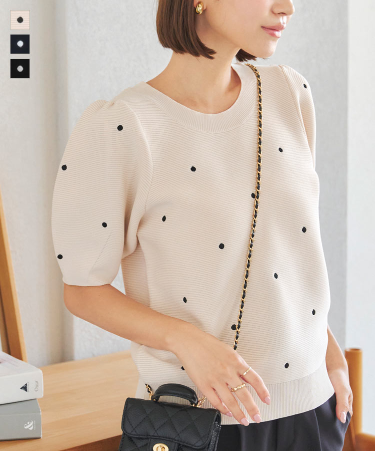 ≪7/14 新発売!!2790円 送料無料≫ ドット刺繍 サマーニット トップス レディース 半袖 ニット ドット柄 半袖ニット 夏 夏ニット クルーネック パフスリーブ 夏服 体型カバー 二の腕 ショート丈 骨格ストレート 骨スト プルオーバー イージーケア [C7220]【送料無料】のサムネイル