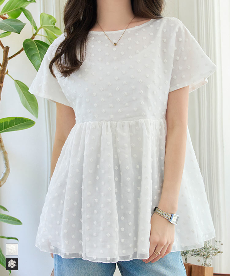 ≪9/8 24Hセール2690円 送料無料≫ ブラウス 半袖 トップス [C7649] レディース 20代 30代 40代 シアー 刺繍 透け ドット 花柄 シャツ 白 黒 オフホワイト ブラック 裏地 体型カバー 二の腕カバー ゆったり バックボタン 夏 夏服 可愛い 大人可愛い 上品 華やか【送料無料】のサムネイル