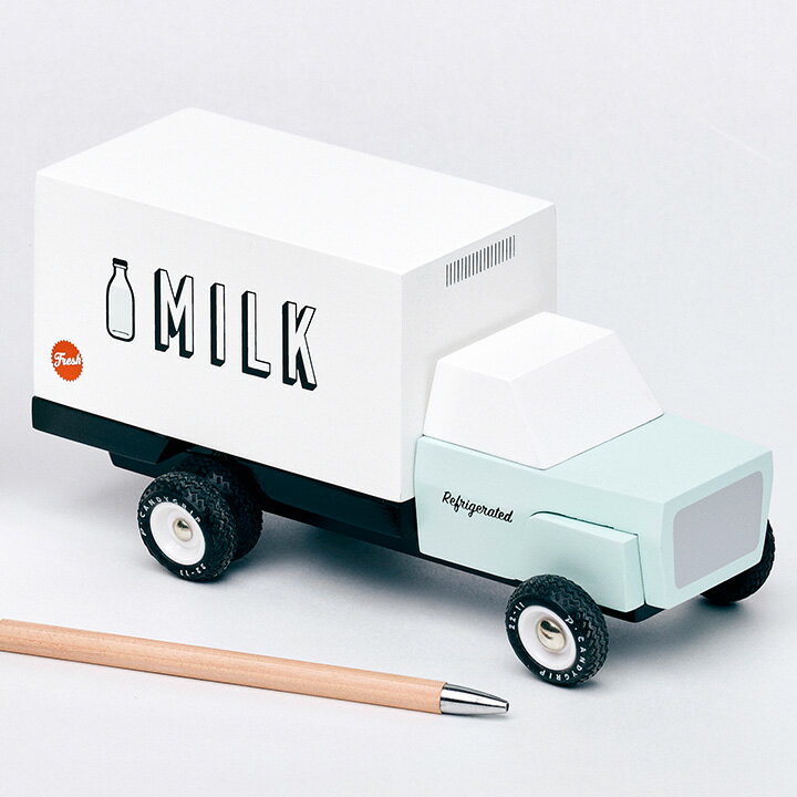 [ポイント20倍] ニューヨーク・ブルックリン発 Candylab(キャンディラボ) Milk Truck トイカー 子供 木製 アメ車 自動車 アメリカ おうち遊び 室内遊び ジオラマ 海外 輸入 トラック 運搬車 働く車 はたらく車 玩具 男の子 木のおもちゃ おしゃれ