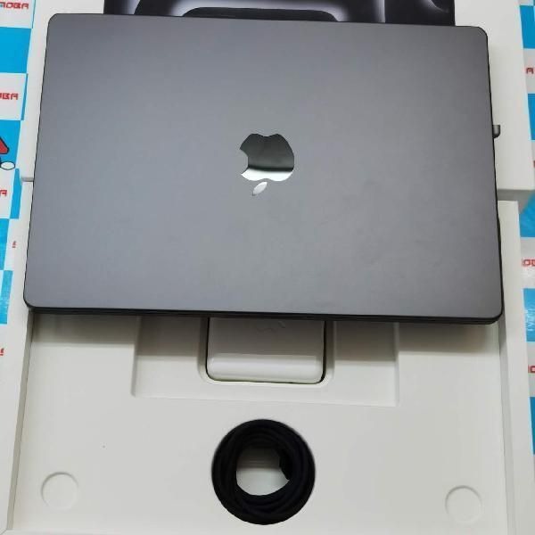 【中古】MacBook Pro 14インチ Late 2023 M3 Pro 18GB 1TB M