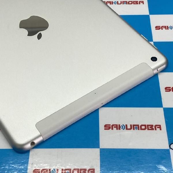 【中古】iPad 第5世代 32GB docomo版SIMフリー シルバー 美品