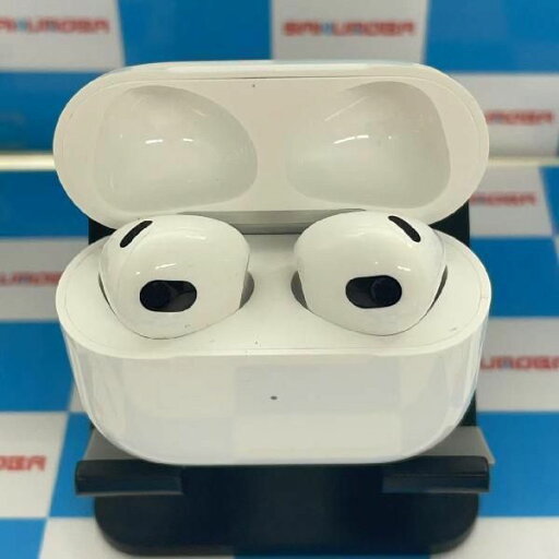 【中古】当日発送可 Apple AirPods 第3世代 MagSafe充電ケース付き MME73J/A 【中古】当日発送可 Apple AirPods 第3世代 MagSafe充電ケース付き MME73J/A