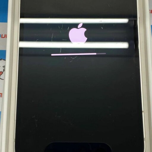 【中古】即日発送可iPhone13 256GB スターライト MLNJ3J/A AU版SIMフリー 【中古】即日発送可iPhone13 256GB スターライト MLNJ3J/A AU版SIMフリー