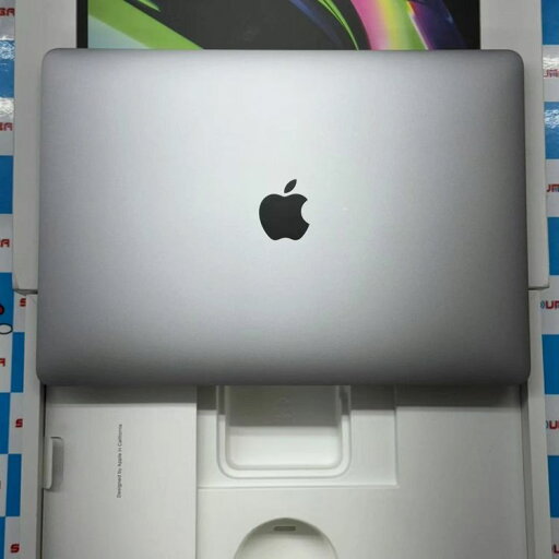 【中古】MacBook Pro 13インチ M2 2022 8GB/256GB 8CPU 10GPU スペー 【中古】MacBook Pro 13インチ M2 2022 8GB/256GB 8CPU 10GPU スペー