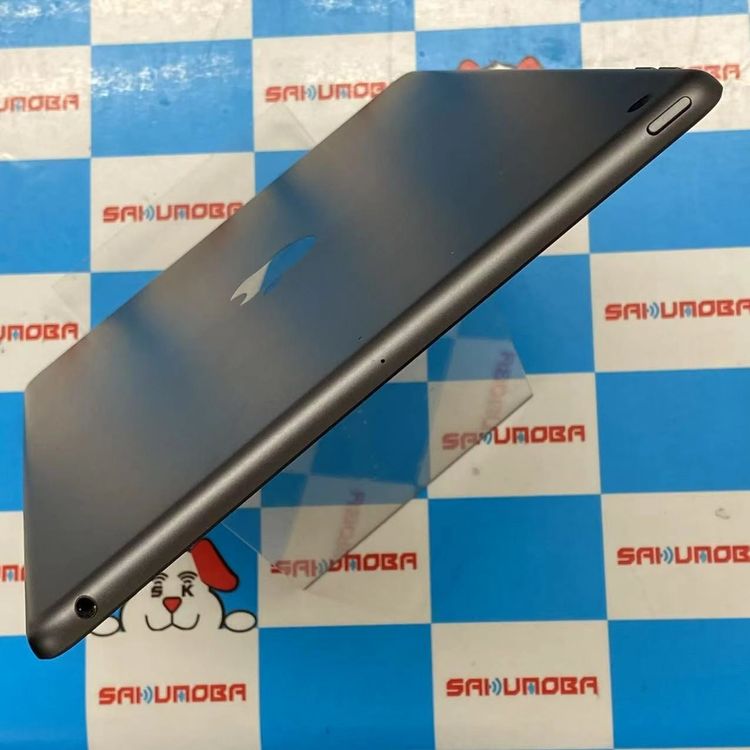 【中古】iPad 第8世代 Wi-Fiモデル 32GB スペースグレイ MYL92ZP/A 訳あり品