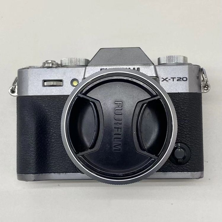 【中古】即日発送可FUJIFILM X-T20 Silver FXT20S