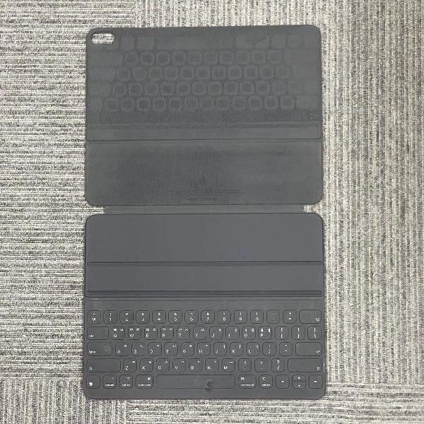 12.9インチiPad Pro(第3世代)用 Smart Keyboard Folio A2039