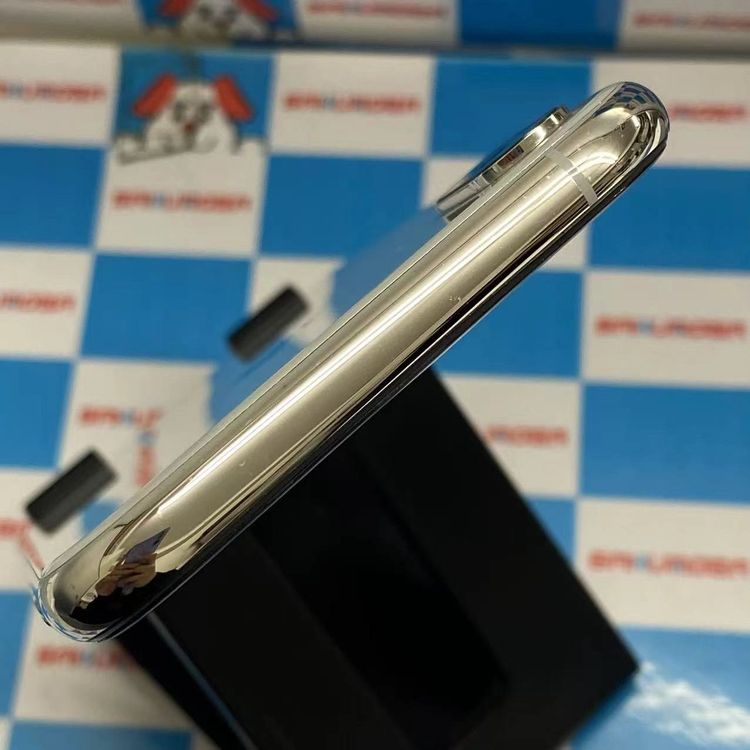 【中古】即日発送可iPhoneXS 256GB シルバー MTE12J/A AU版SIMフリー 美品