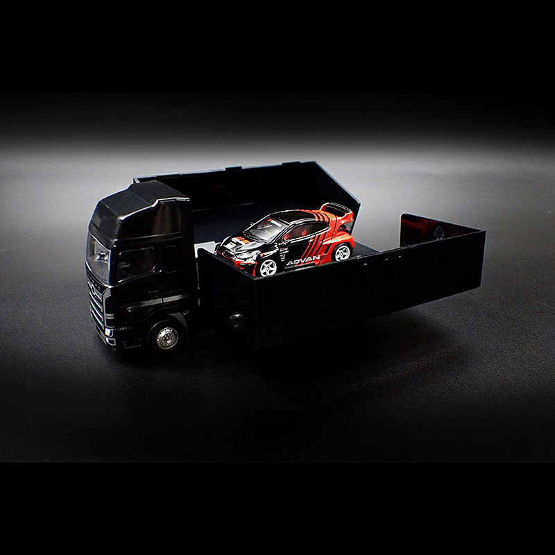 TARMAC WORKS(ターマックワークス) Pandem YARIS ADVAN With Truck Packaging(1/64) T64-080-ADV