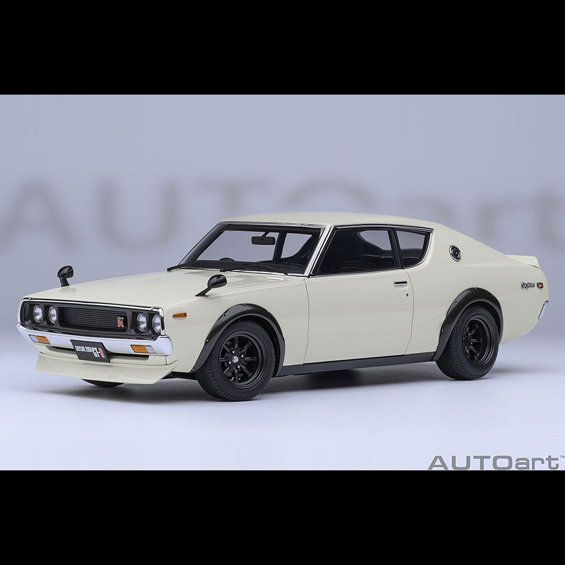 AUTOart(ȥ) NISSAN SKYLINE 2000 GT-R(KPGC110)(1/18) 77467