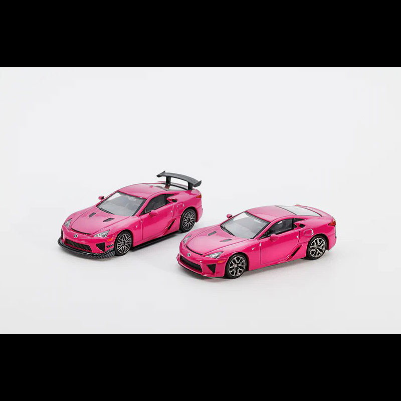 GAINCORP PRODUCTS(ゲインコープロダクツ) LEXUS LFA Special Set(1/64) DCT-SET1 ”DiecastTalk特注品のハート型ボックス仕様“ 「LFA Passionate Pink」／「LFA Nurburgring Edition Passionate Pink」が可愛いボックスに入った2台セット。このモデルは、香港の新ブランド「ゲインコーププロダクツ」のリリース品。 5