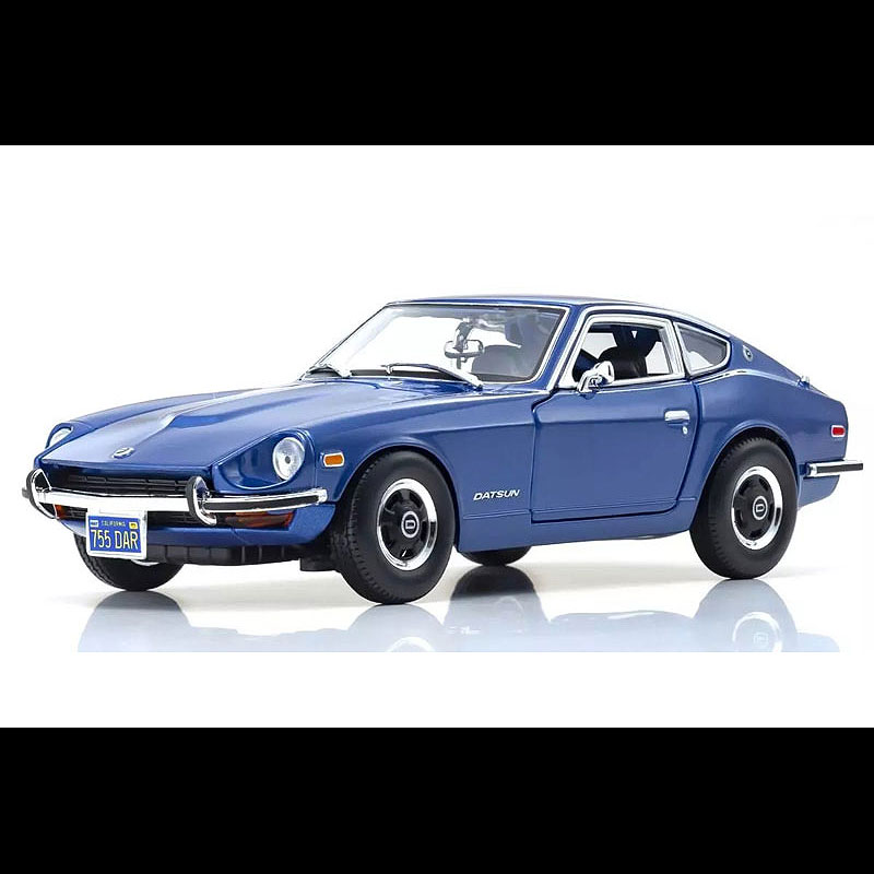Maisto(マイスト) DATSUN 240Z 1971(1/18) MS31170MB1 “本格的なモータリゼーションと共に誕生したフェアレディZ” 北米のマーケットで人気の高かったL24型エンジンを搭載した240Zシリーズ。日本では1971年に登場し、グランドノーズとオーバーフェンダーをまとった240ZG、ラグジュアリー版の240Z－L、普及版の240Zがあった。このモデルカーは、タイを拠点とするマイスト社からのリリース品。 5