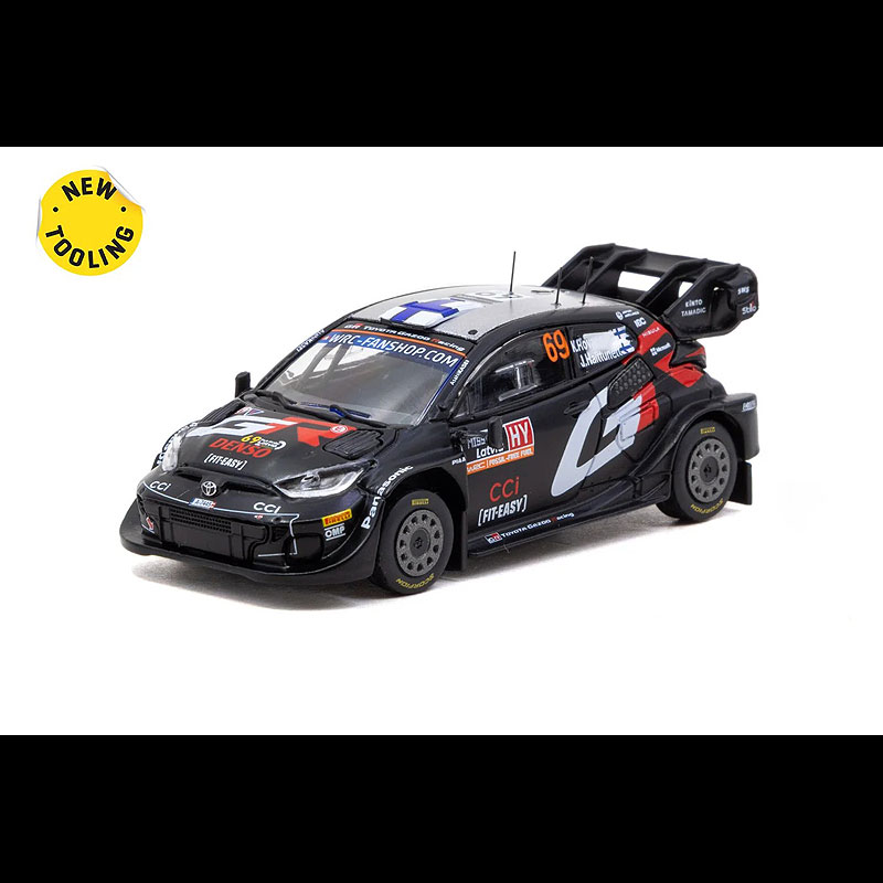 TARMAC WORKS(ターマックワークス) TOYOTA GR YARIS Rally1 #69 2024(1/64) T64-085-24RL69 【Winner Rally Latvia 2024】 このモデルは、2024年ラリーラトビアで優勝した69号車（K．ロバンペラ／J．ハルットゥネン）。この製品は、レーシングカー・ラリーカー・80～90年代のロードカーを中心に幅広いラインナップを展開する香港発のターマックスワークスからのリリース品。 5