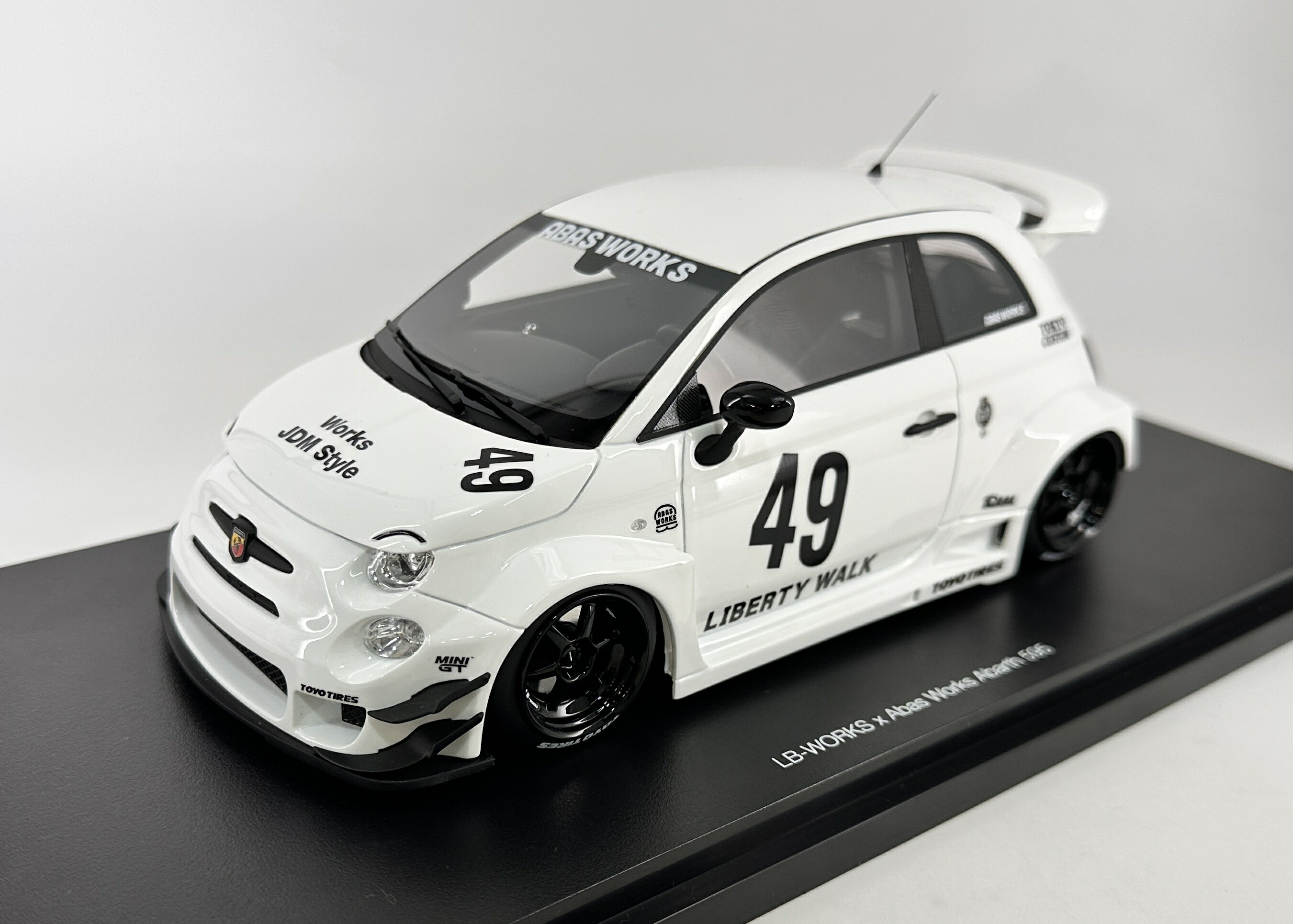 TS0606 1/18 アバルト 595 LB-WORKS x Abas Works ホワイト
