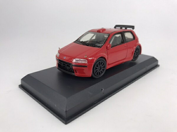 トップモデル製 　1/43　フィアット プント キット ロッソ コルサ 2003トップモデル製　TMC3023 トップモデル製　TMC3023 2