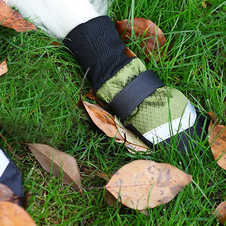 ドッグシューズ 犬の靴 犬用靴 ブーツ ペットシューズ 滑り止め お散歩 肉球保護 傷防止 ケガ防止 ソフト 中型犬 小型犬 転倒防止 履かせやすい