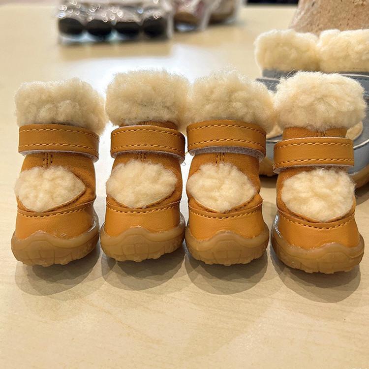 ドッグシューズ 犬の靴 犬用靴 ブーツ ペットシューズ 滑り止め お散歩 肉球保護 傷防止 ケガ防止 ソフト 中型犬 小型犬 転倒防止 履かせやすい