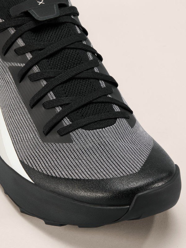 ARC'TERYX アークテリクス｜VERTEX SPEED LOW M #Black/Arctic Silk [L08148400] ...