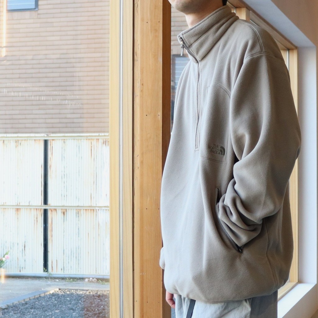 TAMAYA-GROUP楽天市場店のTHE NORTH FACE｜Field Fleece Half Zip #MR / マッシュルーム [NL62531]｜アングル2