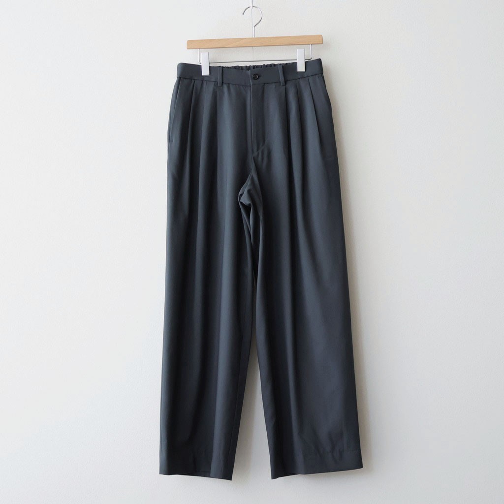 Rakuten - MARKAWARE｜TRIPLE PLEATED WIDE TROUSERS #CHARCOAL [A26A15PT03C]