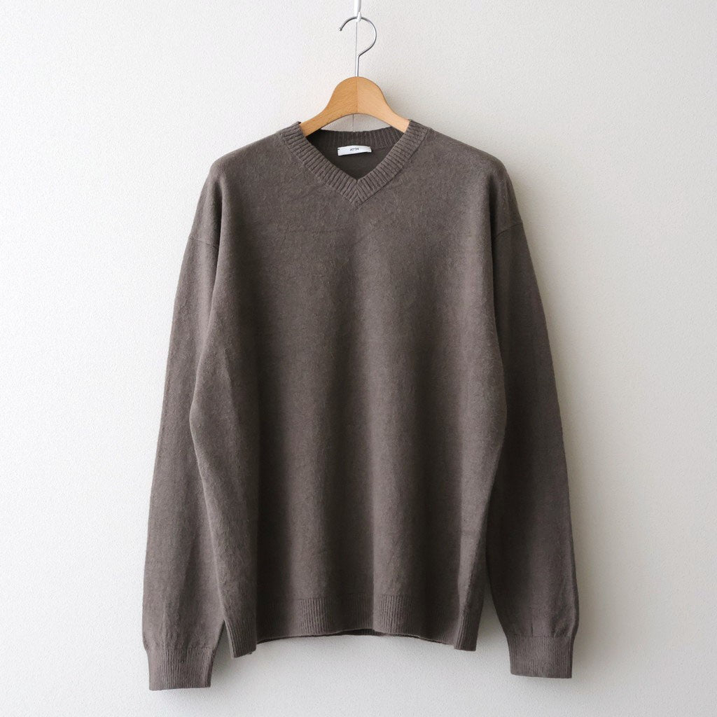 Rakuten - ATON｜LINEN SHORT FUR V-NECK SWEATER #CHARCOAL GRAY [KRAGLM0120]