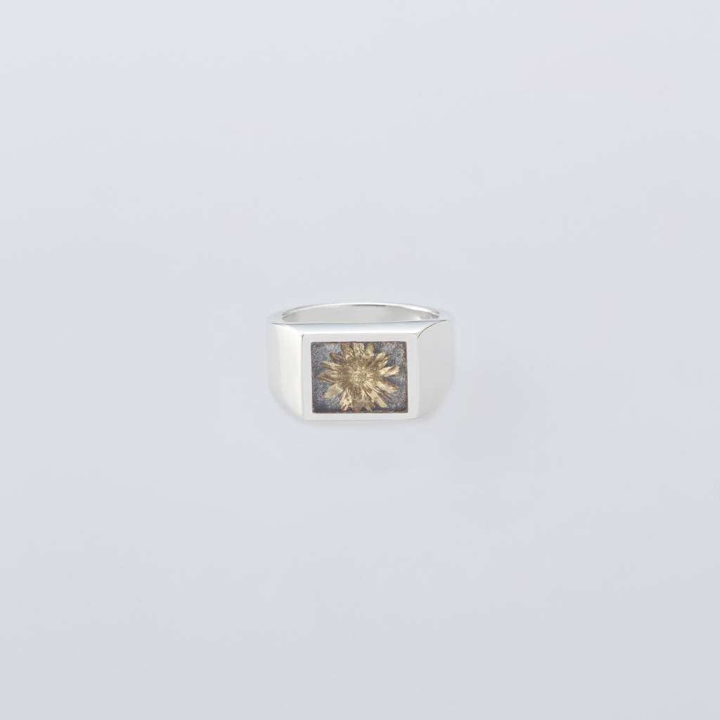XOLO JEWELRY｜Signet Ring with Gray & Gold Flower #SILVER [XOR125]