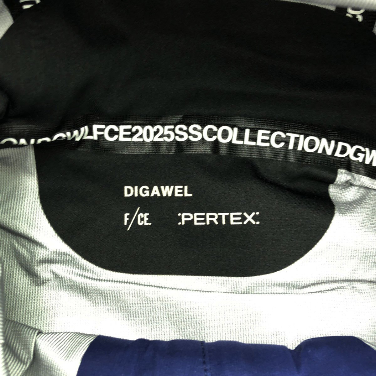 F/CE.×DIGAWEL エフシーイー ディガウェル 25SS SL SOFTSHRLL JACKET ナイロンシェルジャケット FSP07251U0001 ブルー L 【中古】 ITPIE5X8TBW8
