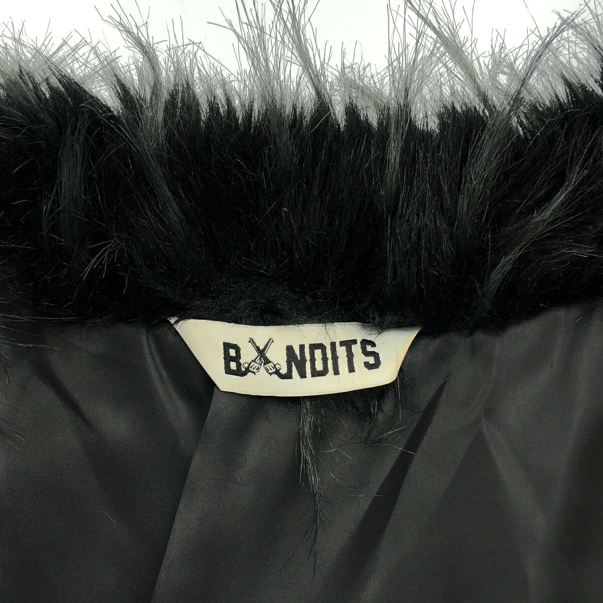 BANDITS バンディッツ フェイクファーショートコート ブラック S 【中古】 IT80INAIGE54 modescape-10308647 MODESCAPE 楽天市場店 サンプル画像3