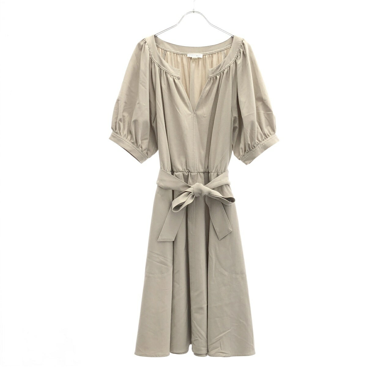 Rakuten - Calvin Klein カルバンクライン ベルテッドショートスリーブワンピース ベージュ 10 【中古】 ITBP6DTVD0S6