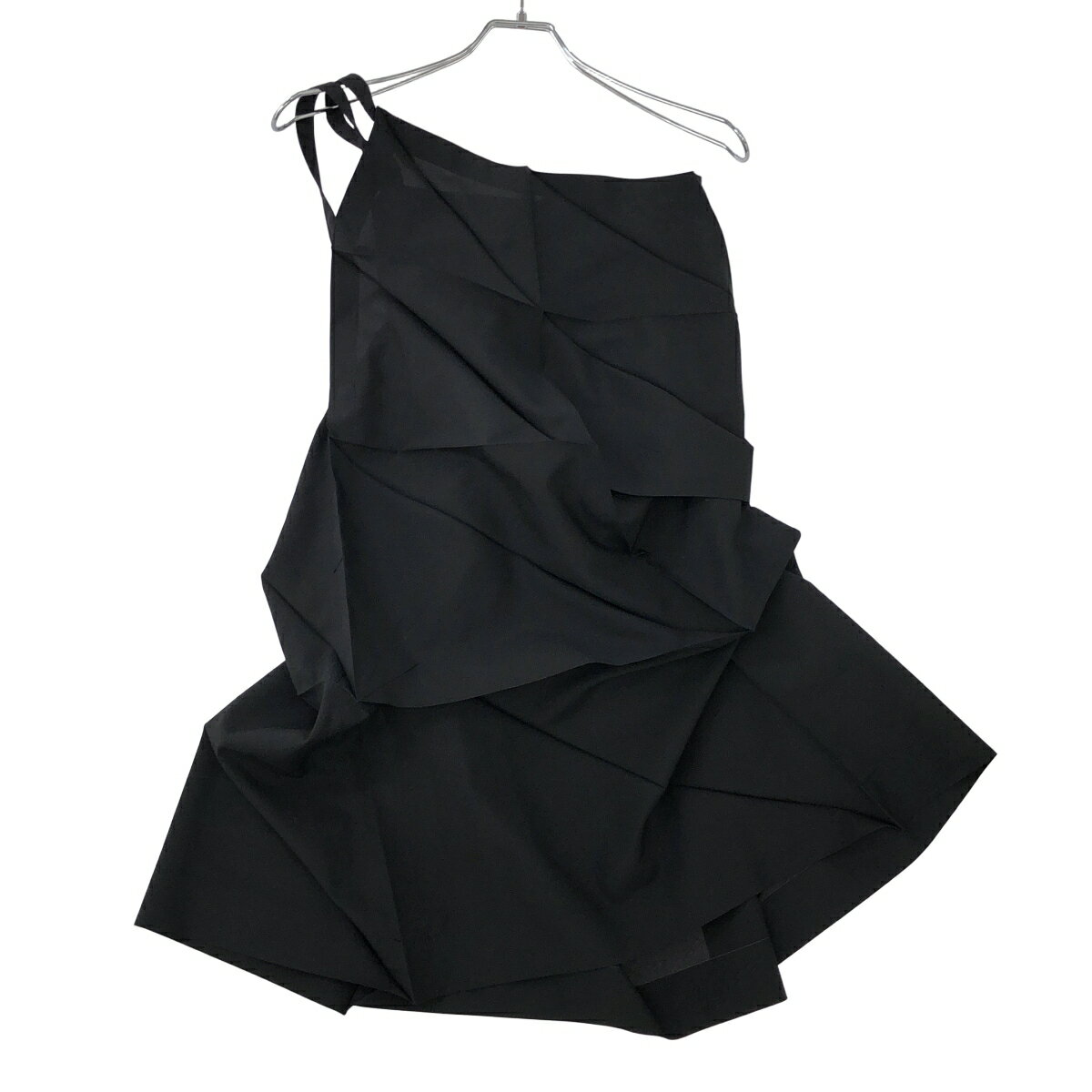Rakuten - 132.5 ISSEY MIYAKE 132.5イッセイミヤケ 立体デザイン ワンショルダートップス IL55FH032 ブラック 3 【中古】 IT57DM2O1J7S
