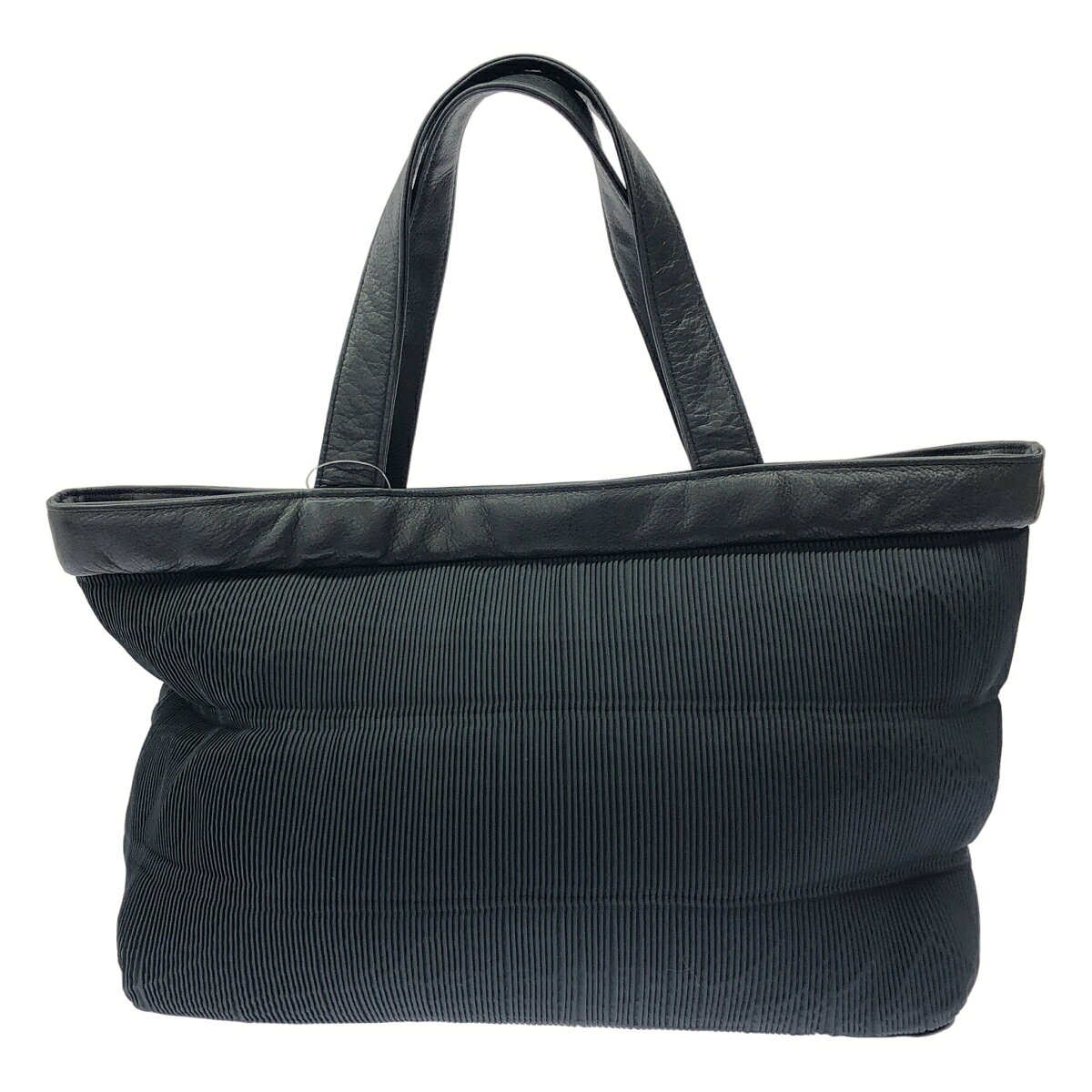 Rakuten - ISSEY MIYAKE イッセイミヤケ レザーハンドルプリーツトートバッグ IM03AG207 ブラック 【中古】 ITP2TVF1AJD8