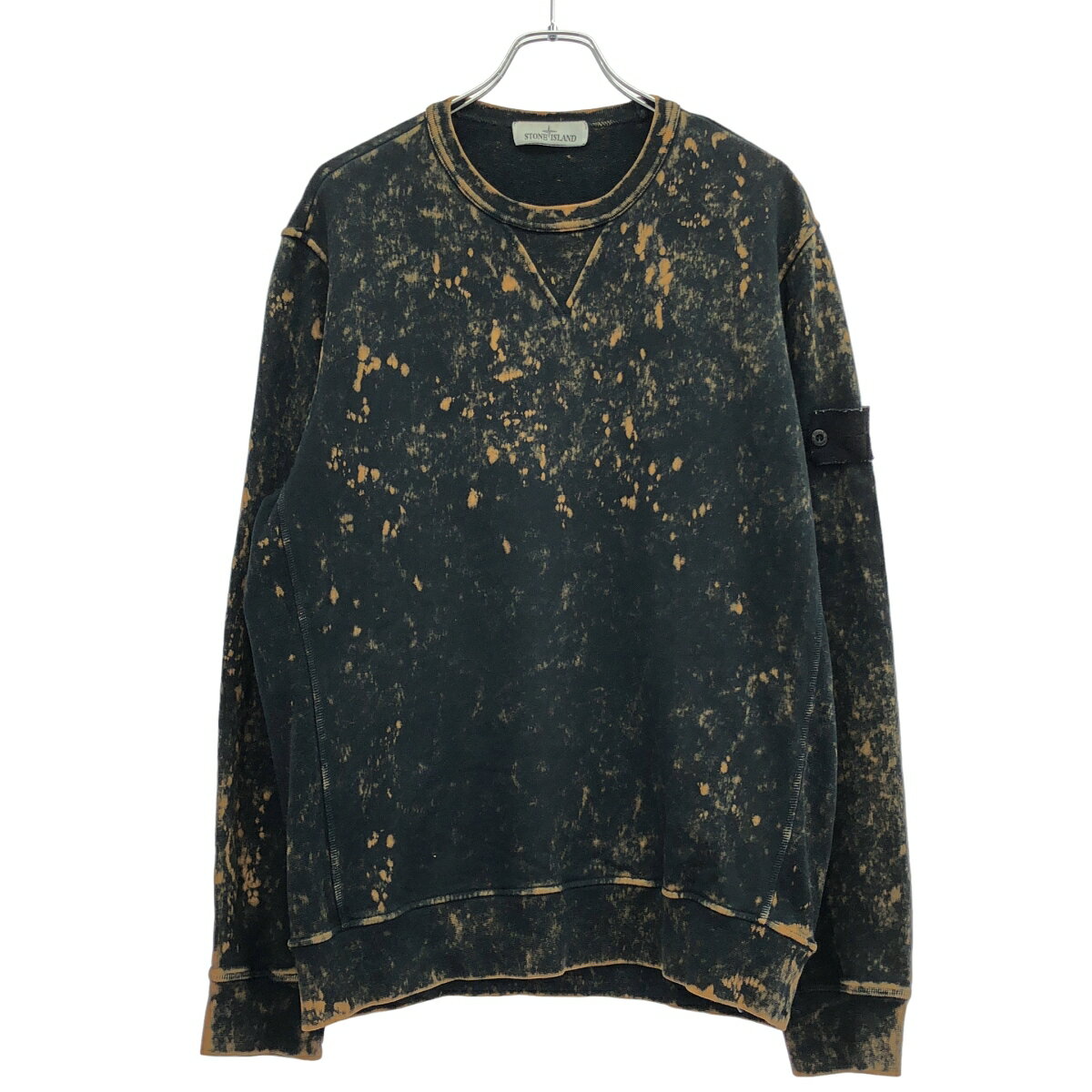 商品管理ID：ITS78YJ0I61S STONE ISLAND ストーンアイランド OFF-DYE OVD ブリーチ加工スウェットプルオーバー 761561538 コンディションについて コンディションランクの基準は、当社が設けた基準となります。 感じ方には個人差がありますので、参考程度にお考え下さい。 また、状態の全てを記載しきれない場合があります。 特にC・Dランクの商品は、詳細に記載しきれない毛玉や汚れ、小穴等の微細なダメージがある場合がございます。 新品・中古品に関わらず、一部の付属品がない場合がございます。 ガーメント等の例外を除いて、画像に写っているものが全てとなります。 気になる点がございましたら、ご注文前に質問欄よりお問い合わせください。 状態について詳細 肩付近のワッペンにやや毛羽立ちがございますが他は美品になります。 備考 761561538 商品詳細 商品管理ID ITS78YJ0I61S ブランド STONE ISLAND ストーンアイランド アイテム名 OFF-DYE OVD ブリーチ加工スウェットプルオーバー サイズ表記 L 実寸 肩幅：48cm 身幅：58cm 着丈：68.5cm 裄丈：91cm 袖丈：67cm ※体型によっては画像のイメージと異なる場合がございます。お手持ちの洋服と記載の各実寸を比較してサイズ感をご確認ください。 色 ブラック 素材 綿100％ 取扱い店舗 お問い合わせ 商品についてのご質問はフォームよりお気軽にどうぞ。 ※お電話でのお問い合わせは承っておりません。 恐れ入りますが、フォームよりご連絡ください。 &nbsp;&nbsp;✉&nbsp;&nbsp;お問い合わせフォームはこちら&nbsp;&nbsp; ご注文に関する注意事項 ※掲載商品は実店舗等で同時販売しており、欠品になる場合がございます。 恐れ入りますがその際はキャンセルとなりますことを予めご了承ください。 ※コンディションランクについては保存袋や箱、その他付属品の状態は対象外です。 ※掲載写真はお使いのモニターや環境設定等により若干色合いが異なって見える場合がございます。予めご了承ください。 ※新品・中古品に関わらず一部付属品がない場合がございます。掲載画像をご確認の上、ご不明点は事前にお問い合わせください。 返品について ※原則、お客様都合での返品は承りできません。ご不安な点は事前に問い合わせフォームよりお問い合わせください。 （商品の不良等、弊社過失の場合はお受け取りより7日以内にご連絡いただければ返品受付いたします。詳しくはこちらをご覧くださいませ。）STONE ISLAND ストーンアイランド OFF-DYE OVD ブリーチ加工スウェットプルオーバー 761561538 ブラック L 「STONE ISLAND ストーンアイランド」一覧はこちら