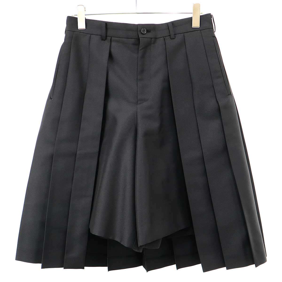 Rakuten - COMME des GARCONS HOMME PLUS コム デギャルソンオムプリュス 25SS ポリエステル プリーツデザインショートパンツ PO-P040 ブラック M 【中古】 ITDCQRNYLZI4