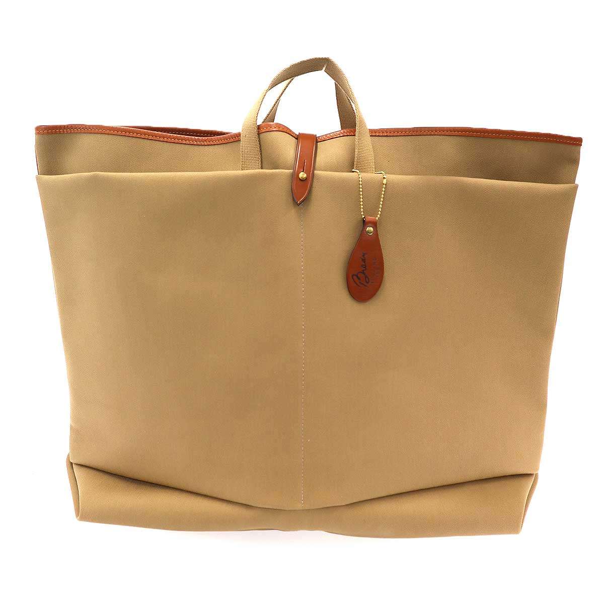 商品管理ID：ITBAS9CXKZV8 This is a(n) ディスイズア Base Tote by Brady XL キャンバストートバッグ コンディションについて コンディションランクの基準は、当社が設けた基準となります。 感じ方には個人差がありますので、参考程度にお考え下さい。 また、状態の全てを記載しきれない場合があります。 特にC・Dランクの商品は、詳細に記載しきれない毛玉や汚れ、小穴等の微細なダメージがある場合がございます。 新品・中古品に関わらず、一部の付属品がない場合がございます。 ガーメント等の例外を除いて、画像に写っているものが全てとなります。 気になる点がございましたら、ご注文前に質問欄よりお問い合わせください。 状態について詳細 備考 イギリス製 商品詳細 商品管理ID ITBAS9CXKZV8 ブランド This is a(n) ディスイズア アイテム名 Base Tote by Brady XL キャンバストートバッグ サイズ表記 実寸 W（幅）：61.5cm H（高さ）：47cm D（奥行き）：16cm 色 ブラウン 素材 綿100％／皮革部分：牛革 取扱い店舗 お問い合わせ 商品についてのご質問はフォームよりお気軽にどうぞ。 お問い合わせ時は「商品管理ID ITBAS9CXKZV8」をご記入ください。 ※お電話でのお問い合わせは承っておりません。 恐れ入りますが、フォームよりご連絡ください。 &nbsp;&nbsp;✉&nbsp;&nbsp;お問い合わせフォームはこちら&nbsp;&nbsp; ご注文に関する注意事項 ※掲載商品は実店舗等で同時販売しており、欠品になる場合がございます。 恐れ入りますがその際はキャンセルとなりますことを予めご了承ください。 ※コンディションランクについては保存袋や箱、その他付属品の状態は対象外です。 ※掲載写真はお使いのモニターや環境設定等により若干色合いが異なって見える場合がございます。予めご了承ください。 ※新品・中古品に関わらず一部付属品がない場合がございます。掲載画像をご確認の上、ご不明点は事前にお問い合わせください。 返品について ※原則、お客様都合での返品は承りできません。ご不安な点は事前に問い合わせフォームよりお問い合わせください。 （商品の不良等、弊社過失の場合はお受け取りより7日以内にご連絡いただければ返品受付いたします。詳しくはこちらをご覧くださいませ。）This is a(n) ディスイズア Base Tote by Brady XL キャンバストートバッグ ブラウン 「This is a(n) ディスイズア」一覧はこちら