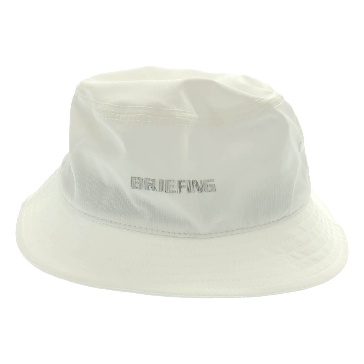 商品管理ID：ITPCR0JS9ATC BRIEFING ブリーフィング ゴルフ バケットハット BRG251MC6 コンディションについて コンディションランクの基準は、当社が設けた基準となります。 感じ方には個人差がありますので、参考程度にお考え下さい。 また、状態の全てを記載しきれない場合があります。 特にC・Dランクの商品は、詳細に記載しきれない毛玉や汚れ、小穴等の微細なダメージがある場合がございます。 新品・中古品に関わらず、一部の付属品がない場合がございます。 ガーメント等の例外を除いて、画像に写っているものが全てとなります。 気になる点がございましたら、ご注文前に質問欄よりお問い合わせください。 状態について詳細 備考 BRG251MC6 ベトナム製 商品詳細 商品管理ID ITPCR0JS9ATC ブランド BRIEFING ブリーフィング アイテム名 ゴルフ バケットハット サイズ表記 サイズ実寸 頭周り：60.5cm、つば幅：5.5cm ※体型によっては画像のイメージと異なる場合がございます。お手持ちの洋服と記載の各実寸を比較してサイズ感をご確認ください。 色 ホワイト 素材 本体・裏側：ポリエステル100％ 取扱い店舗 お問い合わせ 商品についてのご質問はフォームよりお気軽にどうぞ。 お問い合わせ時は「商品管理ID ITPCR0JS9ATC」をご記入ください。 ※お電話でのお問い合わせは承っておりません。 恐れ入りますが、フォームよりご連絡ください。 &nbsp;&nbsp;✉&nbsp;&nbsp;お問い合わせフォームはこちら&nbsp;&nbsp; ご注文に関する注意事項 ※掲載商品は実店舗等で同時販売しており、欠品になる場合がございます。 恐れ入りますがその際はキャンセルとなりますことを予めご了承ください。 ※コンディションランクについては保存袋や箱、その他付属品の状態は対象外です。 ※掲載写真はお使いのモニターや環境設定等により若干色合いが異なって見える場合がございます。予めご了承ください。 ※新品・中古品に関わらず一部付属品がない場合がございます。掲載画像をご確認の上、ご不明点は事前にお問い合わせください。 返品について ※原則、お客様都合での返品は承りできません。ご不安な点は事前に問い合わせフォームよりお問い合わせください。 （商品の不良等、弊社過失の場合はお受け取りより7日以内にご連絡いただければ返品受付いたします。詳しくはこちらをご覧くださいませ。）BRIEFING ブリーフィング ゴルフ バケットハット BRG251MC6 ホワイト 「BRIEFING ブリーフィング」一覧はこちら