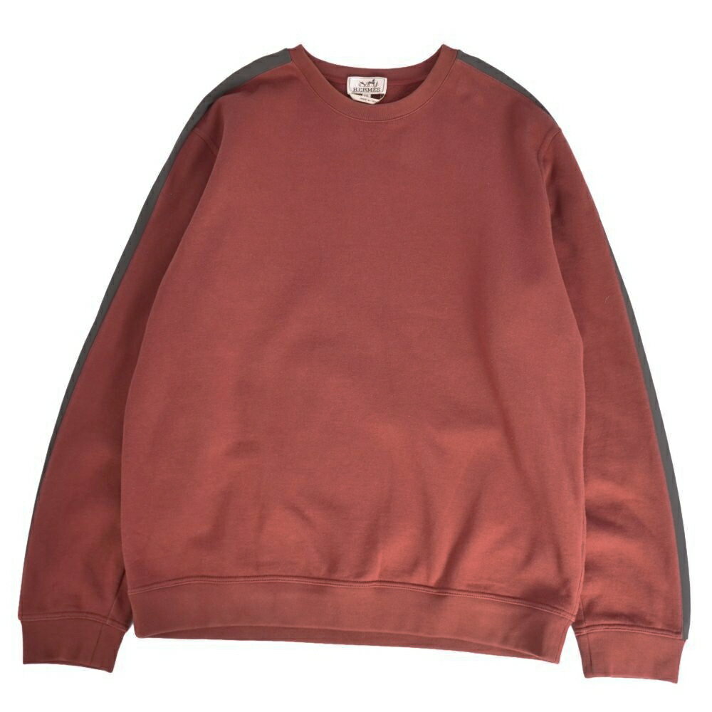 ■商品名エルメス HERMES スウェット 21AW ランH RUN H トレーナー ロングスリーブ 長袖 コットン トップス メンズ イタリア製 ボルドー サイズXXL■状態説明・肌触りの良いコットン素材を使用した、HERMES「RUN H」のプルオーバースウェットです♪・春秋シーズンでお使い頂ける一品です◎・イタリア製・国内正規取り扱いの製品です。・USEDですが気になるようなキズや汚れなどはなく全体的にキレイな状態です！【季節感：秋冬春】【付属品：なし】■素材本体：コットン100％ リブ：コットン90％ エラスタン10％ 部分：ナイロン80％ エラスタン20％■カラーボルドー■表記サイズXXL■実寸サイズ着丈：約70cm身幅：約61cm肩幅：約52cm袖丈：約69cm■状態ランクA 使用感の少ない全体的にキレイなUSED品■店舗管理番号cd05de-rm07e38004mens_red mens_xlup 状態ランクについて サイズカイドはこちら このブランドの他の商品も見る このカテゴリーの他の商品も見るPHOTO CONDITION RANKSS未使用品・新古品Sタグは無いが使用感のない新品同様の状態SA使用感のほぼ無いとてもキレイなUSED品A使用感の少ない全体的にキレイなUSED品AB使用感があるが、傷や汚れの気にならない状態B傷や汚れがあるが、まだまだ使用可能な状態BCBランクよりも傷汚れが目立つ状態C目立つ使用感や、傷汚れが見られる状態Dダメージなどが多く見受けられる難有、要修理品※独自の程度表です。大体の目安としてお考えください。　DESCRIPTION■商品名エルメス HERMES スウェット 21AW ランH RUN H トレーナー ロングスリーブ 長袖 コットン トップス メンズ イタリア製 ボルドー サイズXXL■状態説明・肌触りの良いコットン素材を使用した、HERMES「RUN H」のプルオーバースウェットです♪・春秋シーズンでお使い頂ける一品です◎・イタリア製・国内正規取り扱いの製品です。・USEDですが気になるようなキズや汚れなどはなく全体的にキレイな状態です！【季節感：秋冬春】【付属品：なし】■素材本体：コットン100％ リブ：コットン90％ エラスタン10％ 部分：ナイロン80％ エラスタン20％■カラーボルドー■表記サイズXXL■実寸サイズ着丈：約70cm身幅：約61cm肩幅：約52cm袖丈：約69cm■状態ランクA 使用感の少ない全体的にキレイなUSED品■商品管理番号cd05de-rm07e38004 状態ランクについて サイズカイドはこちら このブランドの他の商品も見る このカテゴリーの他の商品も見る