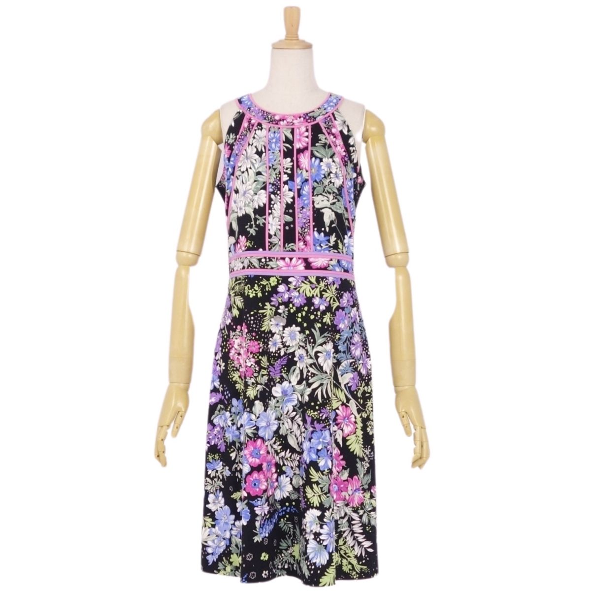 【極美品】レオナール LEONARD FASHION ワンピース ドレス ノースリーブ 花柄 ジャージー トップス レディース 3(L相当) マルチカラー【中古】