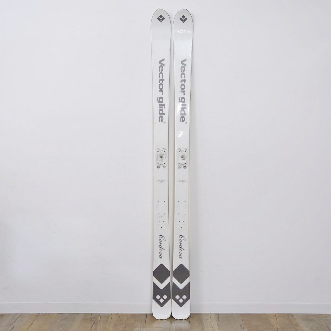【美品】ベクターグライド Vector glide BC スキー CORDOVA 180cm コルドバ スキー板 バックカントリー 山スキー アウトドア 重量実測：1820g【中古】