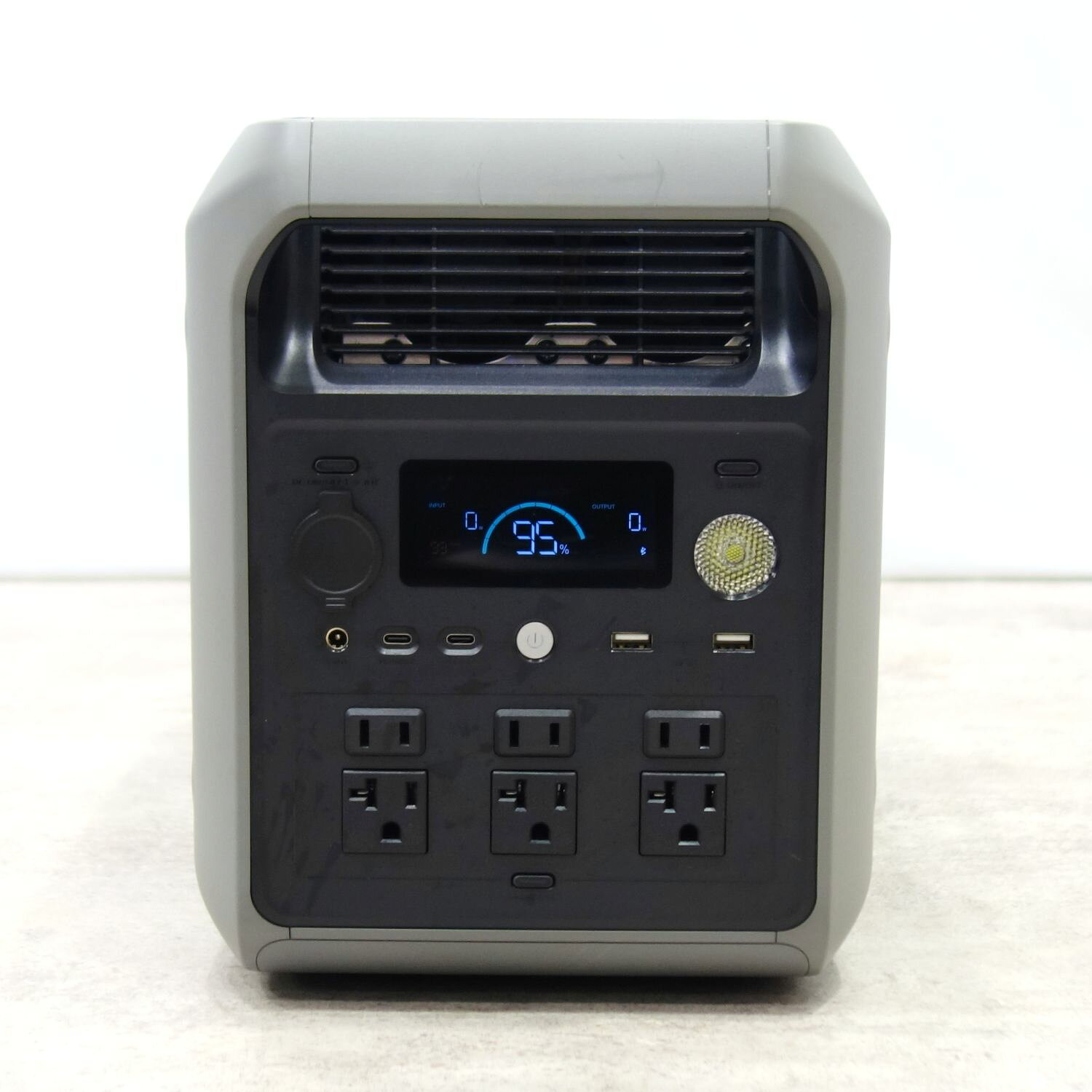【美品】ダブソン Dabbsson ポータブル電源 2000L 210W ソーラーパネル セット キャンプ 災害時 アウトドア ブラック【中古】 modestlord-10147117 MODEST LORD 仙台 楽天市場店 サンプル画像2