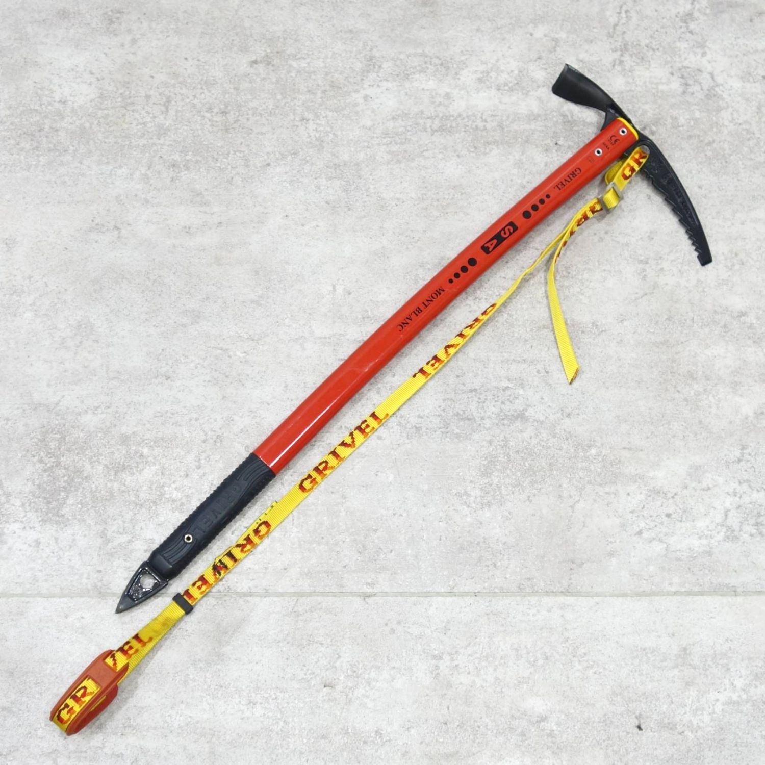 【極美品】グリベル GRIVEL ピッケル ネパール NEPAL カーブ 66cm 登山 バックカン...