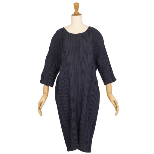 【極美品】イッセイミヤケ ISSEY MIYAKE ワンピース 七分袖 プリーツ トップス レディース 2(M相当) ブラック【中古】 【極美品】イッセイミヤケ ISSEY MIYAKE ワンピース 七分袖 プリーツ トップス レディース 2(M相当) ブラック【中古】