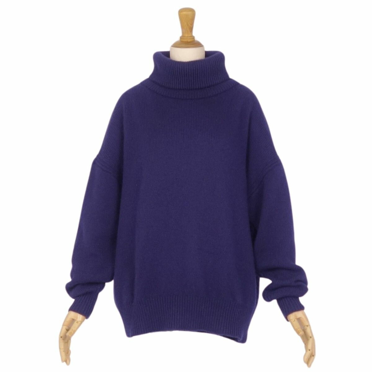 新品タグ付】HERMESカシミヤタートルネックニット ダーク 新品タグ付】HERMESカシミヤタートルネックニット ダーク