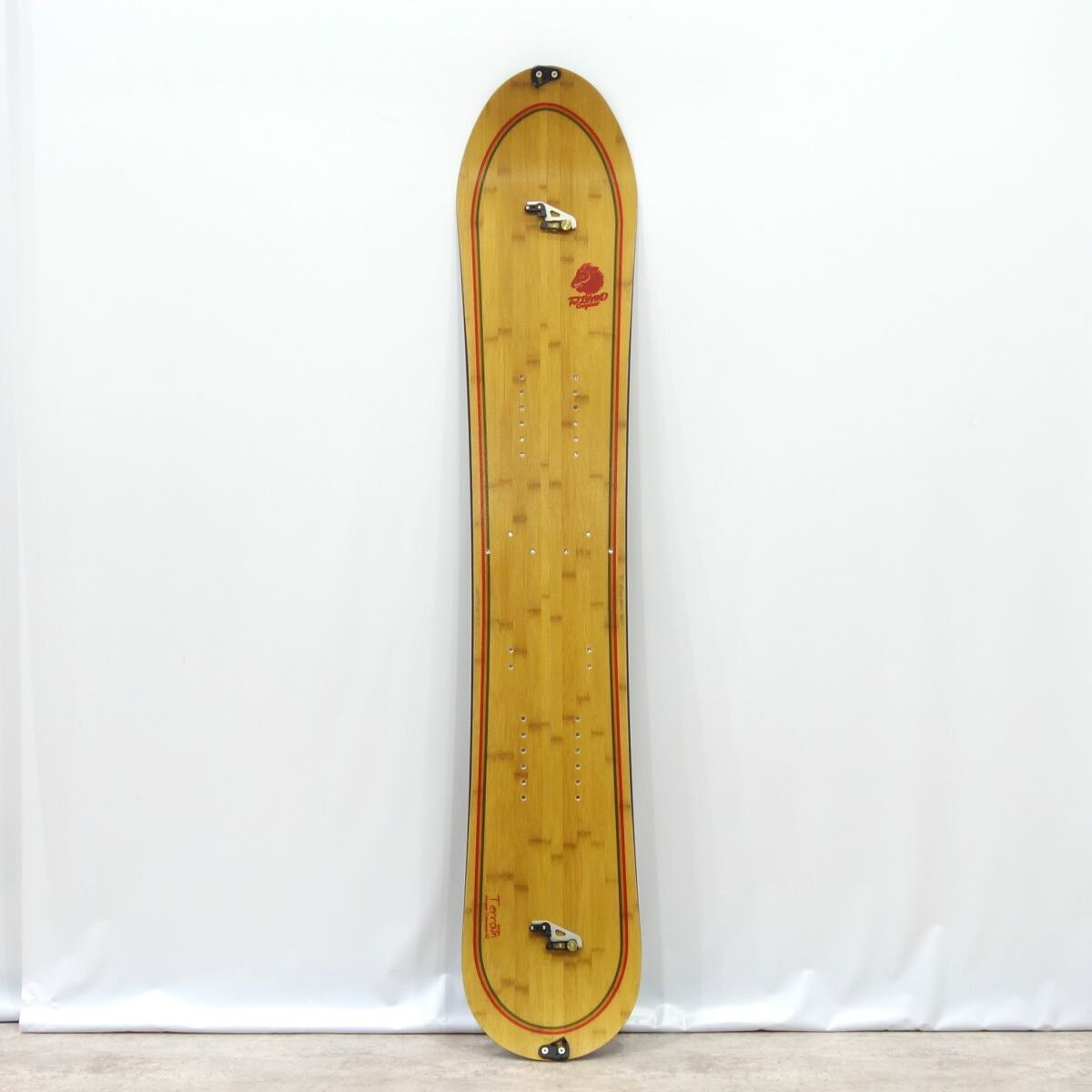 ■商品名ティージェー ブランド T.J BRAND スプリットボード カタマラン Catamaran NV 162cm バックカントリー スノーボード ベージュ サイズ-■状態説明・T.J BRAND スプリットボード のCatamaran 162cmです♪・年式：2019-20モデル・サイドカット 約297-252-290mm・テールの連結部分の一部に欠け(写真8枚目)がございます。・その他、多少の使用感はございますが、キレイな状態です◎【付属品：なし】■素材-■カラーベージュ■表記サイズ-■実寸サイズ重量：約3.66kg■状態ランクA 使用感の少ない全体的にキレイなUSED品■店舗管理番号cd08ol-rk26y13683_beige 状態ランクについて サイズカイドはこちら このブランドの他の商品も見る このカテゴリーの他の商品も見るPHOTO CONDITION RANKSS未使用品・新古品Sタグは無いが使用感のない新品同様の状態SA使用感のほぼ無いとてもキレイなUSED品A使用感の少ない全体的にキレイなUSED品AB使用感があるが、傷や汚れの気にならない状態B傷や汚れがあるが、まだまだ使用可能な状態BCBランクよりも傷汚れが目立つ状態C目立つ使用感や、傷汚れが見られる状態Dダメージなどが多く見受けられる難有、要修理品※独自の程度表です。大体の目安としてお考えください。　DESCRIPTION■商品名ティージェー ブランド T.J BRAND スプリットボード カタマラン Catamaran NV 162cm バックカントリー スノーボード ベージュ サイズ-■状態説明・T.J BRAND スプリットボード のCatamaran 162cmです♪・年式：2019-20モデル・サイドカット 約297-252-290mm・テールの連結部分の一部に欠け(写真8枚目)がございます。・その他、多少の使用感はございますが、キレイな状態です◎【付属品：なし】■素材-■カラーベージュ■表記サイズ-■実寸サイズ重量：約3.66kg■状態ランクA 使用感の少ない全体的にキレイなUSED品■商品管理番号cd08ol-rk26y13683 状態ランクについて サイズカイドはこちら このブランドの他の商品も見る このカテゴリーの他の商品も見る