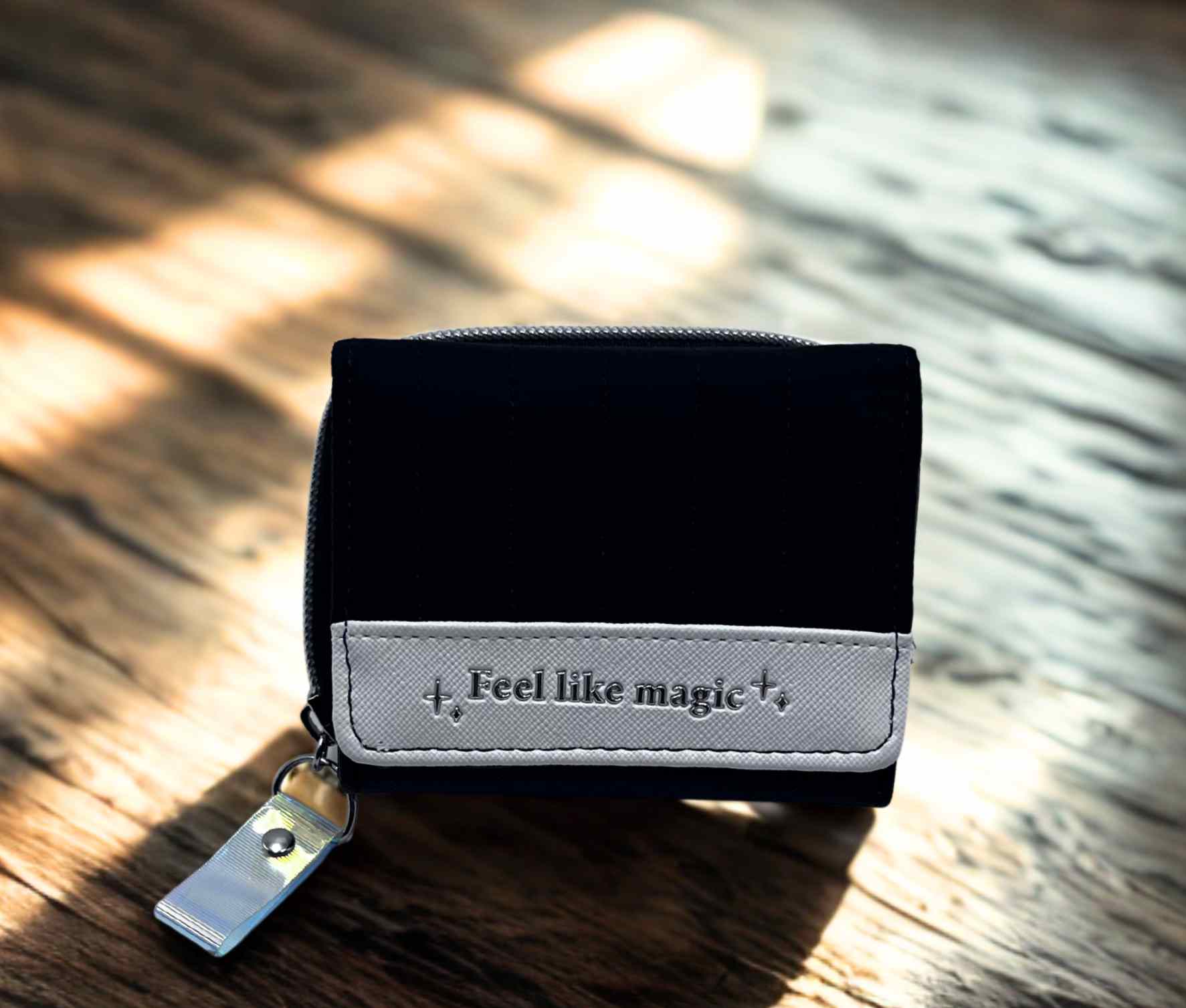 小学生 女子 財布 wc24015 三つ折りブラック&ホワイト ミニ財布 子供用 中学生 高校生 修学旅行 人気 小さい財布 かわいい コンパクト 折りたたみ お財布 さいふ 三つ折り財布 誕生日プレゼント キッズ財布 オールシーズン