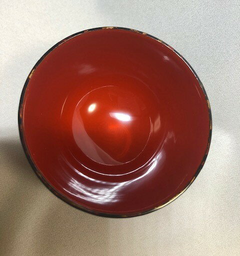 青森弘前／津軽塗ぐい呑み(内羽反)　唐塗/黒