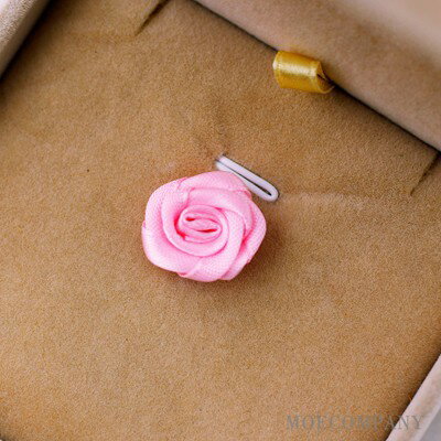 バラ 薔薇 ピンク 【8個入り】リボン 布 手芸材料 ハンドメイド 素材