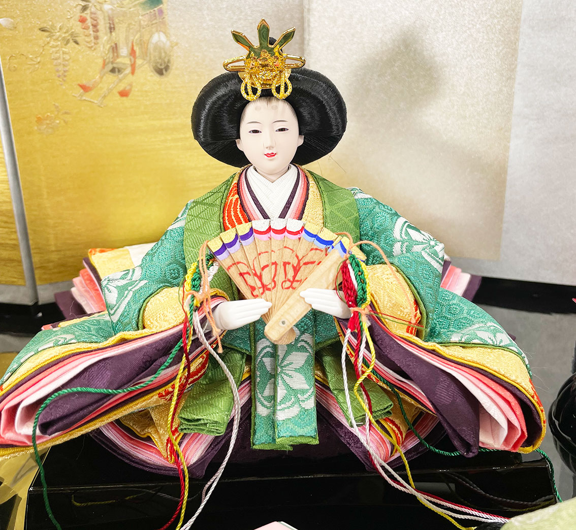 モイベビーの雛人形 五人飾り 宮廷乃雅 裕光作｜アングル3